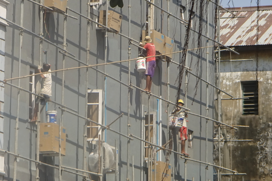 ミャンマーの建設現場｜中西産業株式会社